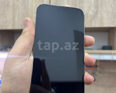 Apple iPhone 13 Pro Max ekranı