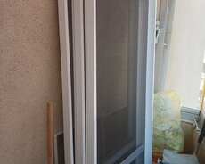 Agcaqanad torlu balkona çıxış qapıları