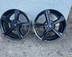 Ford Fusion diskləri R18