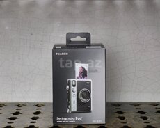 Fotoaparat Instax Mini Evo