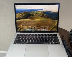 Apple MacBook Air 8GB RAM 256GB SSD Silver