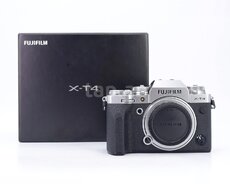Fujifilm xt4 + Sigma 56mm 1.4