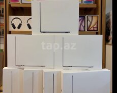 Apple Macbook Air 13inch m5 16.512GB