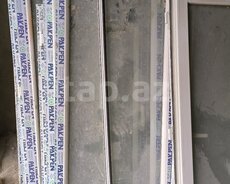 Qaraj qapısı, plastik pəncərələr