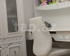 Gənc yataq otağı mebeli
