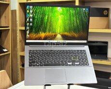Asus VivoBook S533E