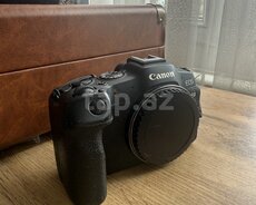 Canon R8 body