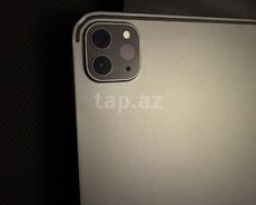 iPad Pro 12.9 (2022)