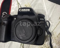 Canon 80D