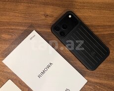 Rimowa case