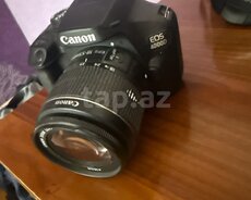 Canon 4000D fotoaparat