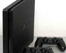 Sony PlayStation 4