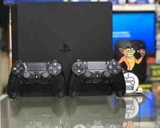 Sony PlayStation 4 Slim