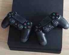 PlayStation 4 Slim