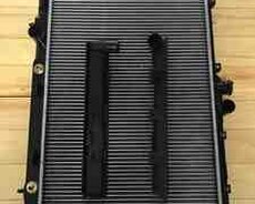 Mercedes W201 radiator barmaqlığı