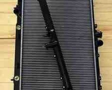 Mitsubishi Lancer üçün radiator qapaqları