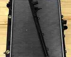 Toyota Yaris radiator qapağı