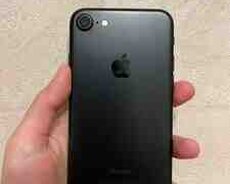 Apple iPhone 7 Jet Black 32GB