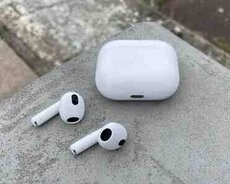 Apple AirPods 4