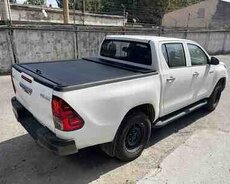 Toyota Hilux baqajı üçün jalüz