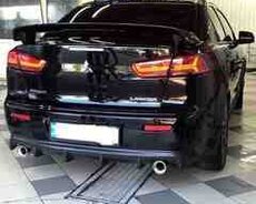 Mitsubishi Lancer X arxa diffuser RS