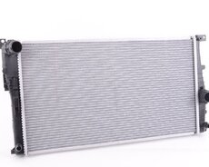 Bmw F30 Radiator su