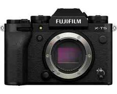 FUJIFILM X-T5 Mirrorless Camera (Black)