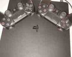 PlayStation 4