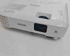 Proyektor Epson EB E500