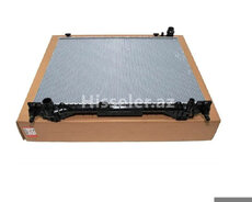 Range Rover L405 2013-2022 Radiator su