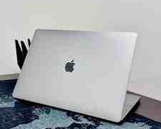 Apple MacBook Pro 15Inch 256 GB i7