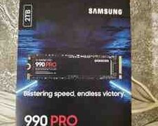 Samsung 990 Pro SSD