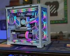 Masaüstü kompüter Asus ROG Strix Build indir