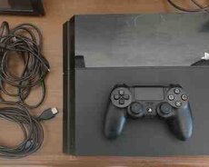 Sony PlayStation 4