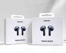 Samsung Galaxy Buds3 Silver