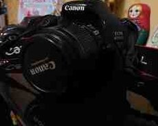 Fotoaparat Canon EOS 600D