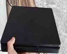 Sony PlayStation 4 Slim